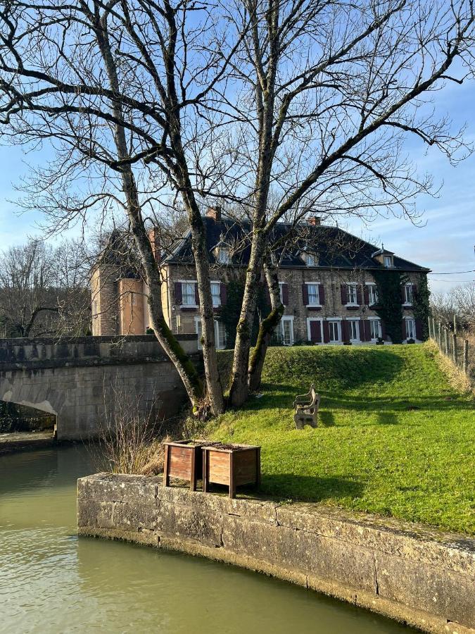 Voutenay-sur-Cure Maison Ichigo المظهر الخارجي الصورة